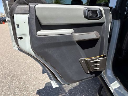 Used 2021 Ford Bronco Badlands image 14