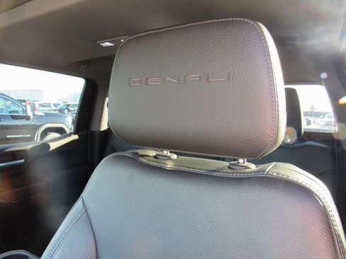 Certified 2019 GMC Sierra 1500 Denali w/ Denali Ultimate Package image 15