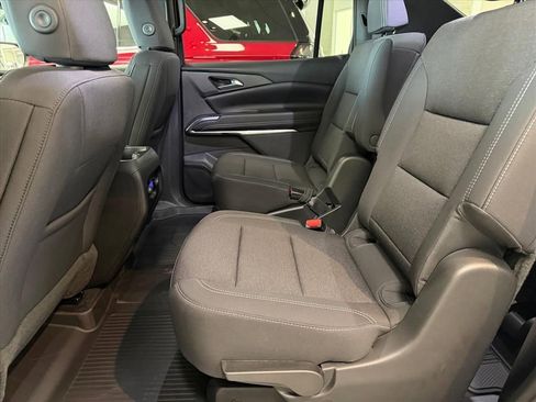 New 2026 Chevrolet Traverse LT w/ Midnight/Sport Edition image 5