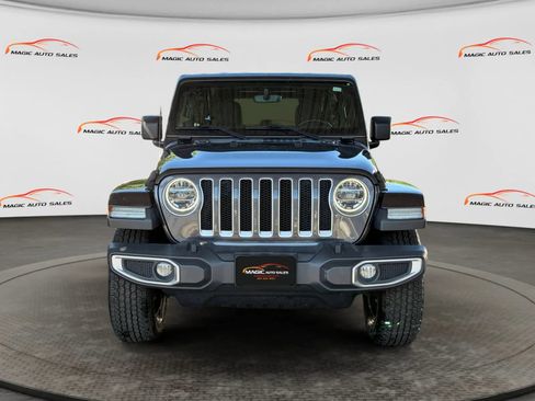 Used 2020 Jeep Wrangler Unlimited Sahara AWD/4WD image 3