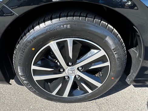Used 2024 Honda Civic LX image 7