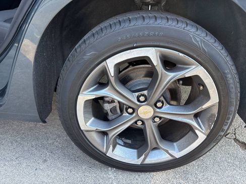 Used 2021 Chevrolet Malibu LT FWD image 14