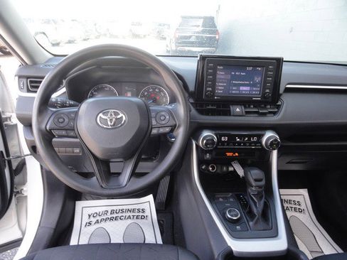 Used 2020 Toyota RAV4 XLE w/ Convenience Package AWD/4WD image 14