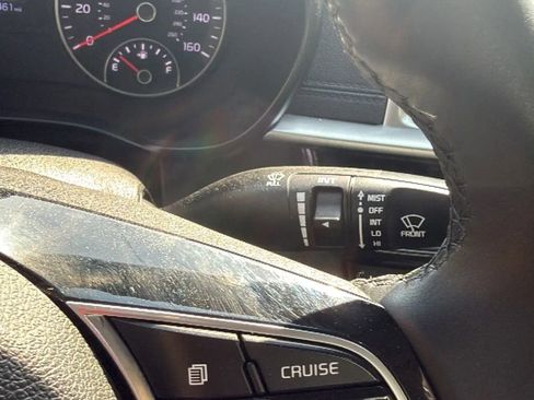 Used 2020 Kia Optima SE image 14