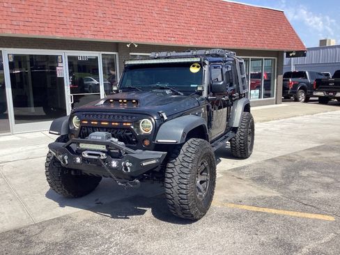 Used 2016 Jeep Wrangler Unlimited Sport w/ Quick Order Package 24S AWD/4WD image 2