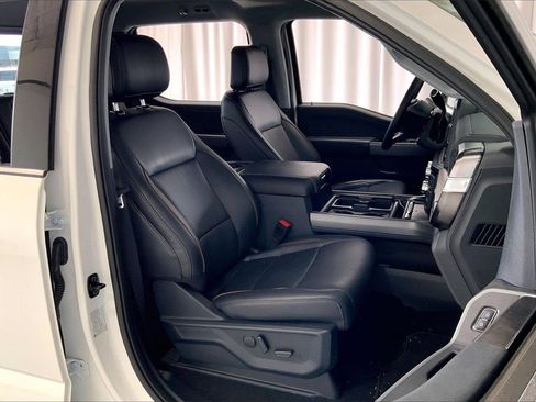 Used 2026 Ford F250 Lariat w/ Chrome Package image 16