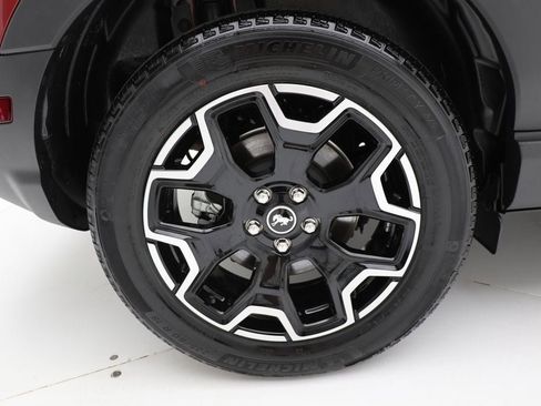 Used 2025 Ford Bronco Sport Outer Banks w/ Outer Banks Tech Package+ AWD/4WD image 9