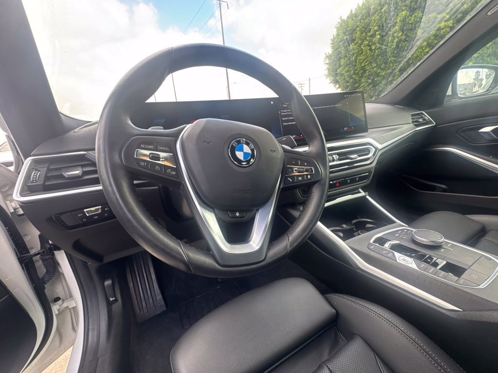 Used 2023 BMW 330i xDrive Sedan w/ Premium Package AWD/4WD image 21