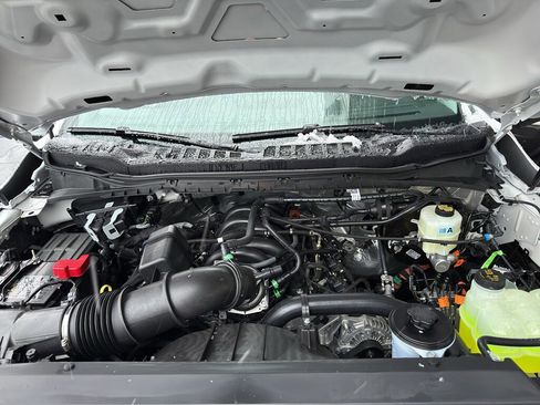 New 2026 Ford F250 XL w/ XL Chrome Package image 35