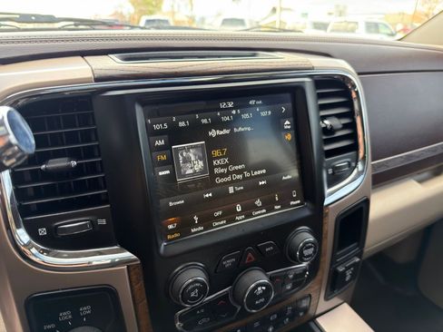 Used 2018 RAM 3500 Laramie Longhorn w/ Convenience Group image 25