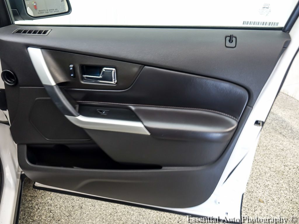 Used 2013 Ford Edge Limited AWD/4WD image 26