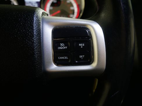 Used 2019 Dodge Grand Caravan GT image 28