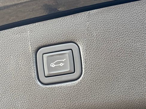 Used 2024 Chevrolet Blazer RS image 30