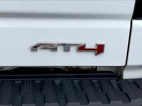 Used 2023 GMC Sierra 1500 AT4 w/ AT4 Preferred Package image 8