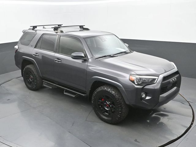 Used 2021 Toyota 4Runner SR5 AWD/4WD image 29