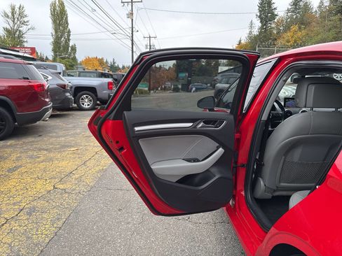 Used 2017 Audi A3 2.0T Premium w/ Convenience Package image 24