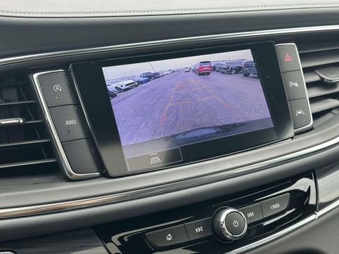 Used 2024 Buick Enclave Essence w/ Experience Buick Package image 27