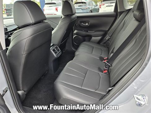 Used 2025 Acura ADX Base image 9