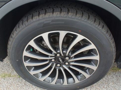 Used 2023 Lincoln Aviator Reserve w/ Equipment Group 201A AWD/4WD image 27