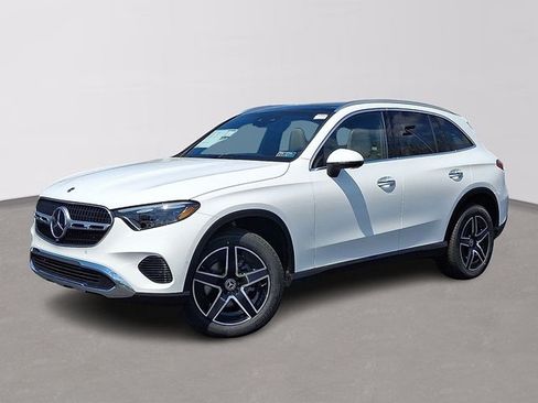 Used 2026 Mercedes-Benz GLC 300 4MATIC image 1