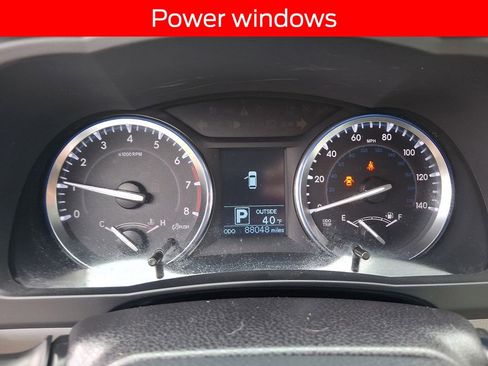 Used 2014 Toyota Highlander Plus image 19