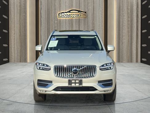 Used 2020 Volvo XC90 T6 Inscription w/ Protection Package Premier AWD/4WD image 2
