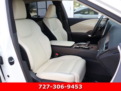 Used 2023 Lexus RX 350 FWD w/ Accessory Package image 23