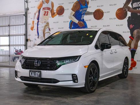 Used 2023 Honda Odyssey Sport image 21
