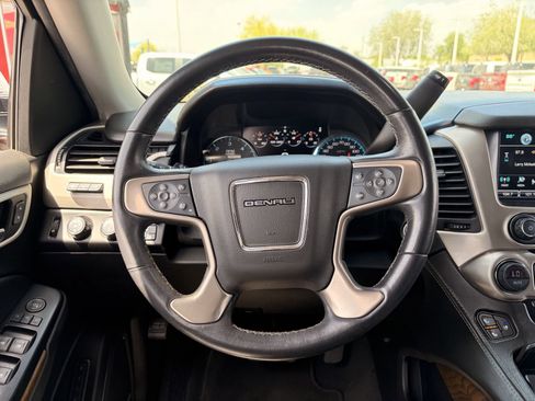 Used 2019 GMC Yukon Denali w/ Open Road Package AWD/4WD image 27
