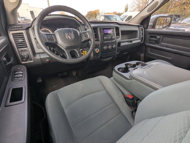 Used 2016 RAM 1500 Express AWD/4WD image 2