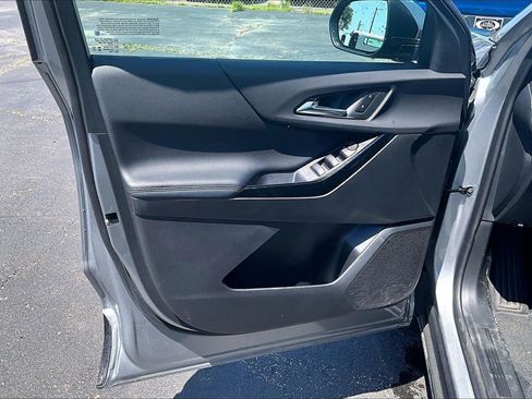 Used 2026 Chevrolet Equinox LT FWD image 26