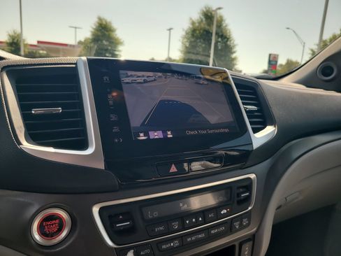 Used 2017 Honda Pilot EX-L image 22