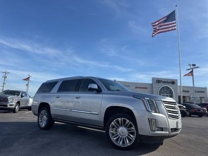 Used 2017 Cadillac Escalade ESV Platinum