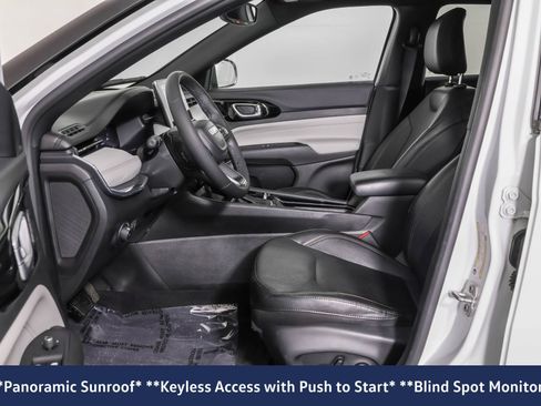 Used 2023 Jeep Compass Limited w/ Elite Group AWD/4WD image 7
