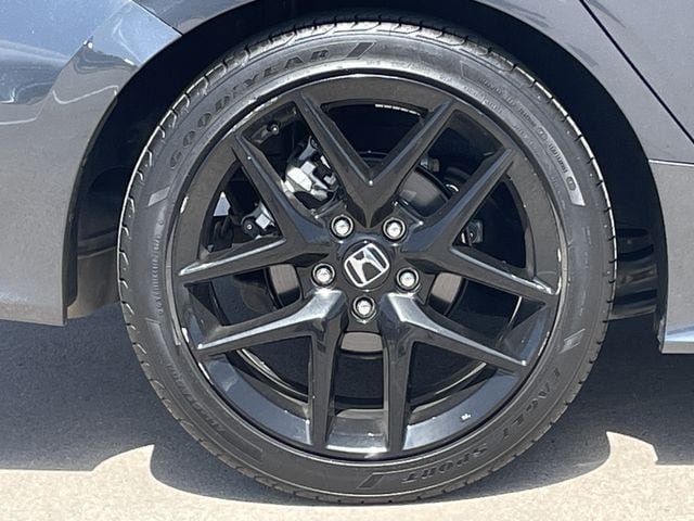 Used 2025 Honda Civic Sport image 9