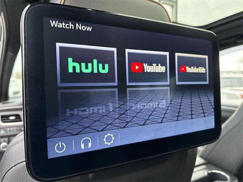 Certified 2023 GMC Yukon XL AT4 w/ Technology Package image 35