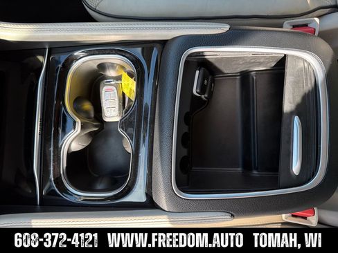 Used 2021 Chrysler Pacifica Limited w/ Premium & Safety Sphere Group AWD/4WD image 26