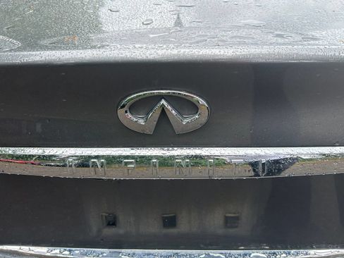 Used 2015 INFINITI Q50 Premium w/ Navigation Package RWD image 7