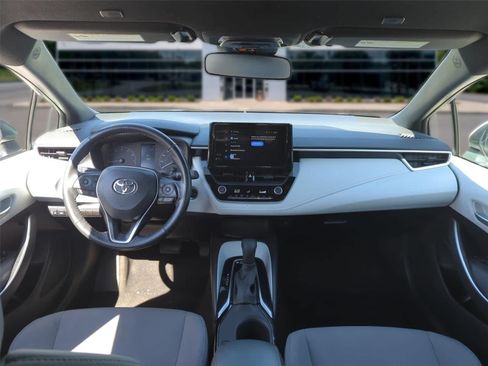 Used 2024 Toyota Corolla SE FWD image 32