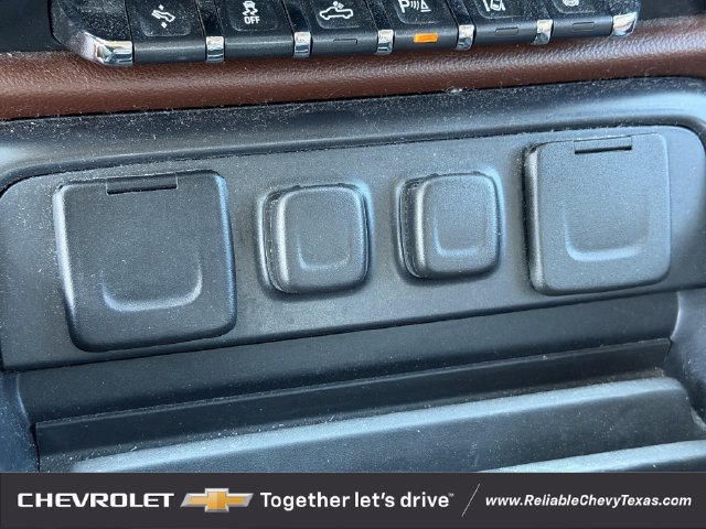Used 2015 Chevrolet Silverado 3500 High Country w/ Duramax Plus Package AWD/4WD image 20