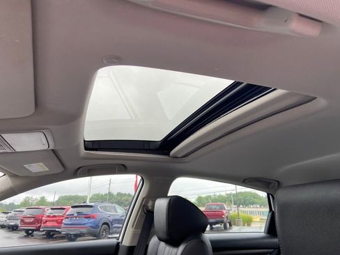 Used 2021 Honda Accord EX-L image 32