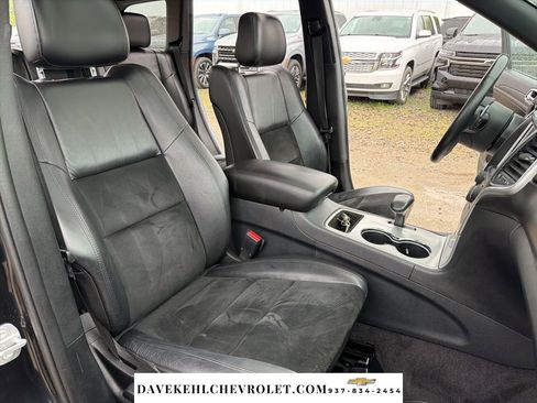 Used 2015 Jeep Grand Cherokee Altitude AWD/4WD image 22
