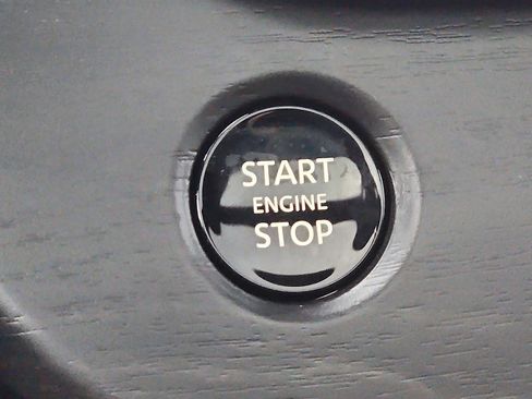 New 2025 Nissan Murano Platinum image 18