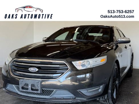 Used 2013 Ford Taurus Limited FWD image 1