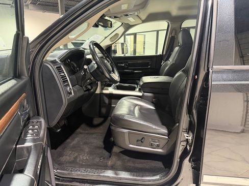 Used 2016 RAM 1500 Laramie w/ Convenience Group image 21