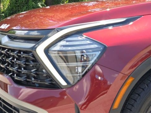 Used 2024 Kia Sportage X-Line w/ X-Line Premium Package image 4