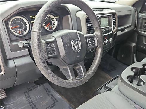 Used 2016 RAM 1500 Express image 10