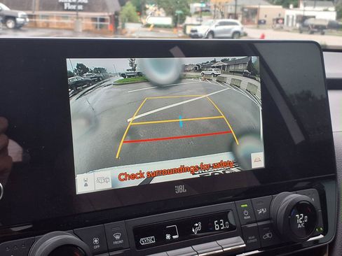 Used 2024 Toyota Grand Highlander AWD Hybrid image 10