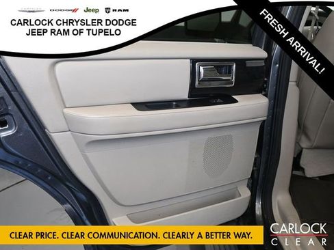Used 2017 Lincoln Navigator Select image 36