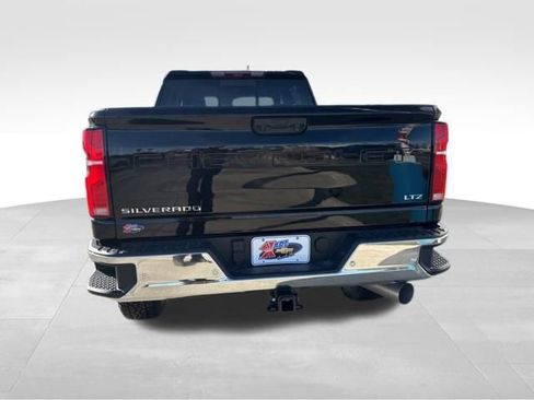 Certified 2025 Chevrolet Silverado 2500 LTZ w/ LTZ Premium Package image 6